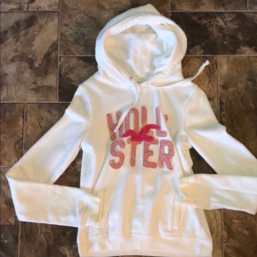 White hoodie